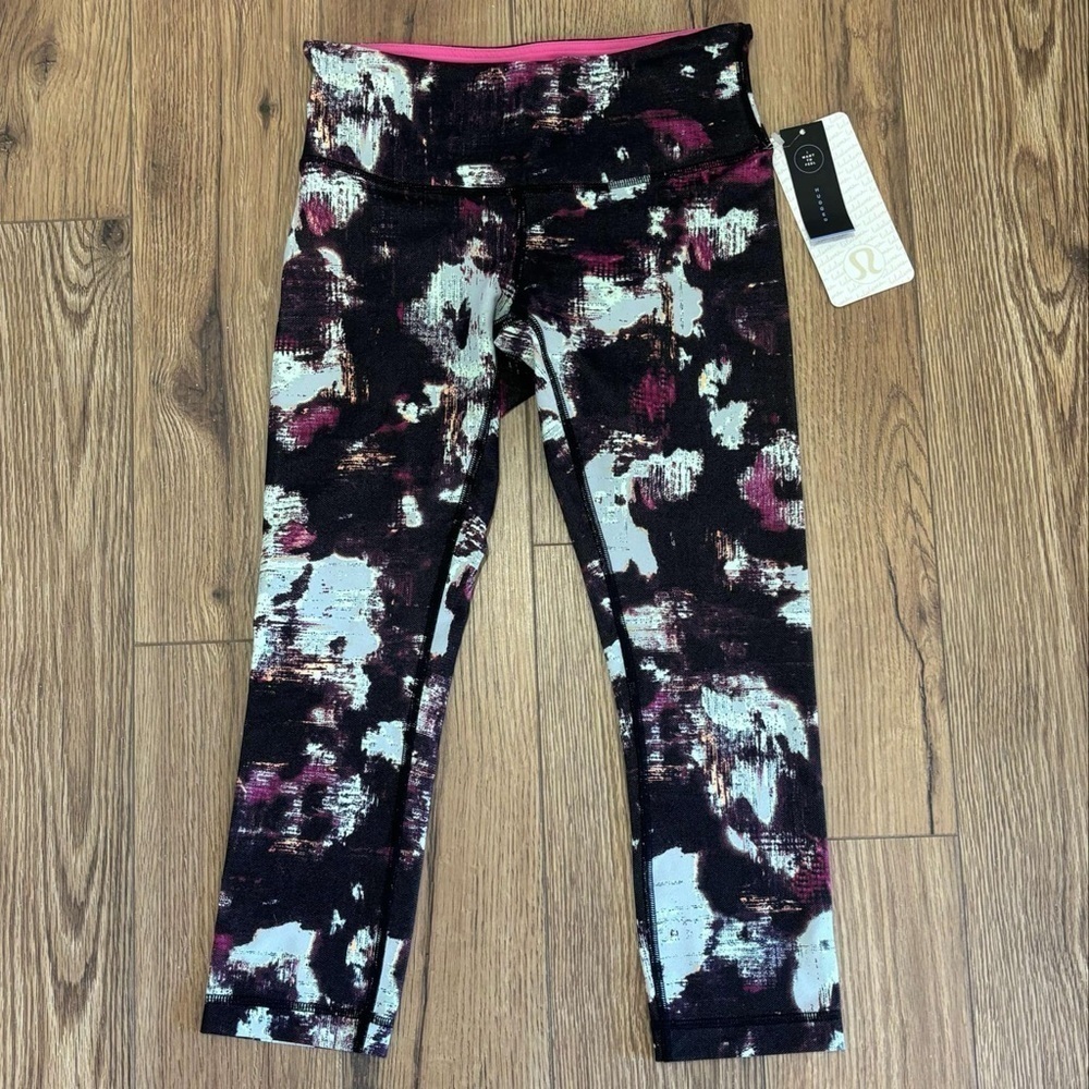 NWT Lululemon Wunder Under Crop III Kara Blossom Leggings Size 6 - Picture 2 of 6